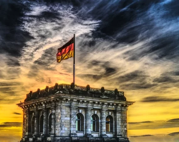 berlin-avec-drapeau-allemand