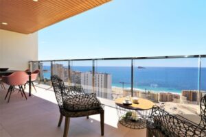 balcon-appartement-Espagne-vue-mer